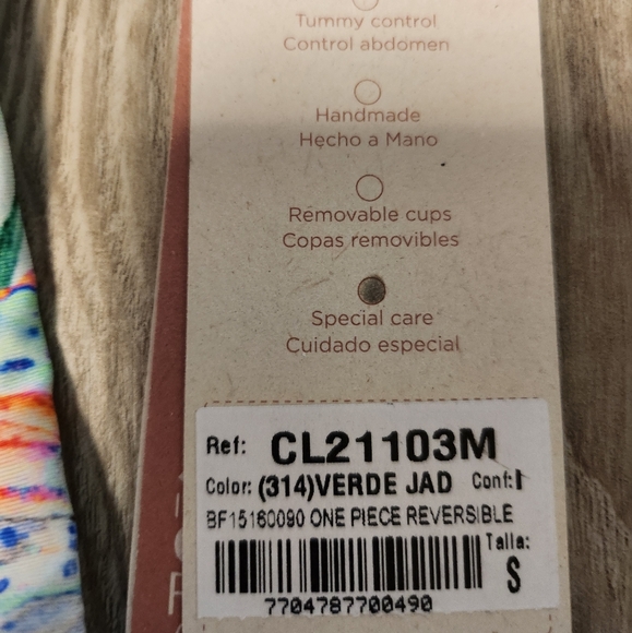 Cosita Linda Down Under Reversible Plunge One Piece - Picture 12 of 16